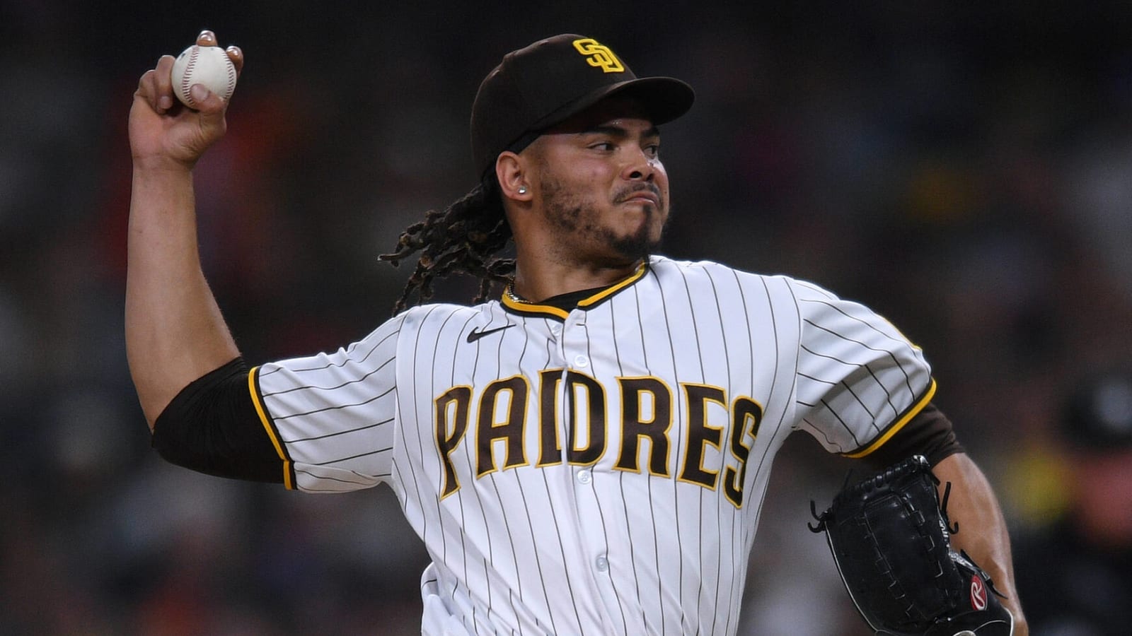 Padres option Dinelson Lamet, finalize Robinson Cano's deal | Yardbarker