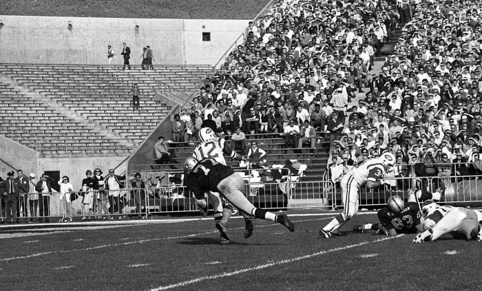 T-20. Ike Lassiter, 1967