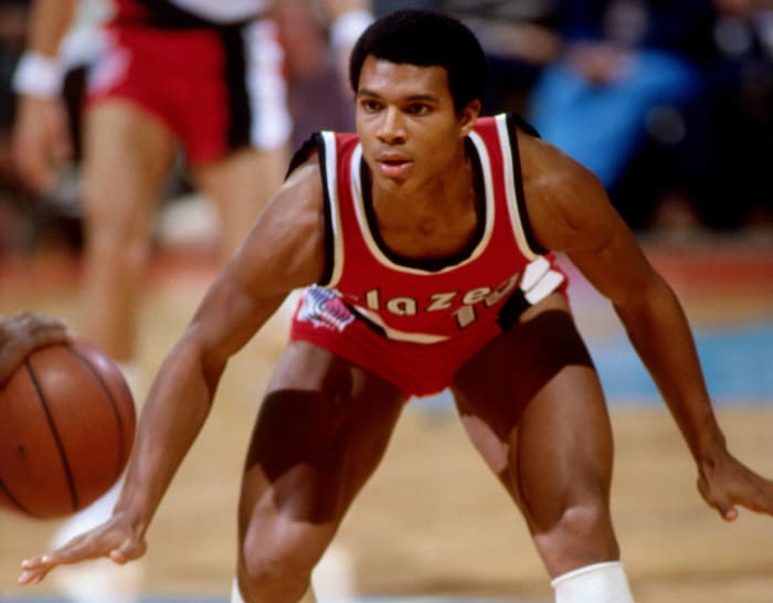 Kansas: Darnell Valentine
