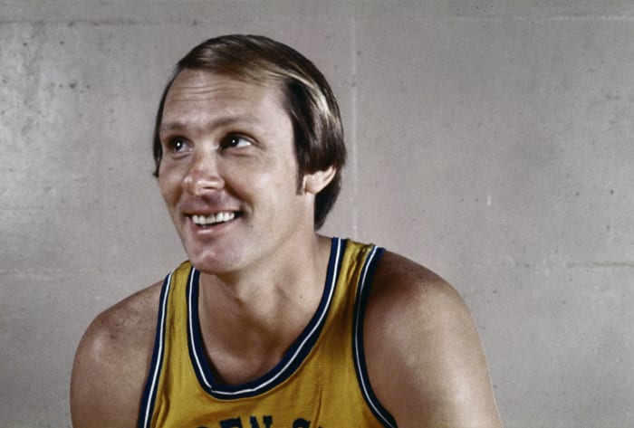 1967: Red Auerbach gets ejected