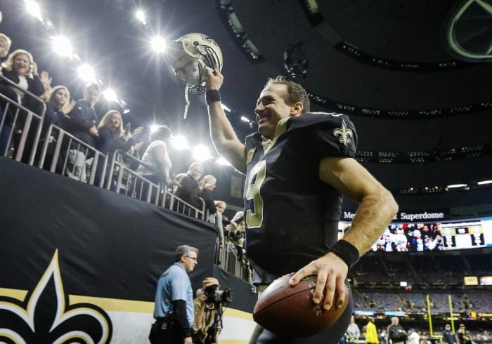 The best NFL free agent signing from every previous offseason - NewsOpener 2006: Drew Brees, New Orleans Saints