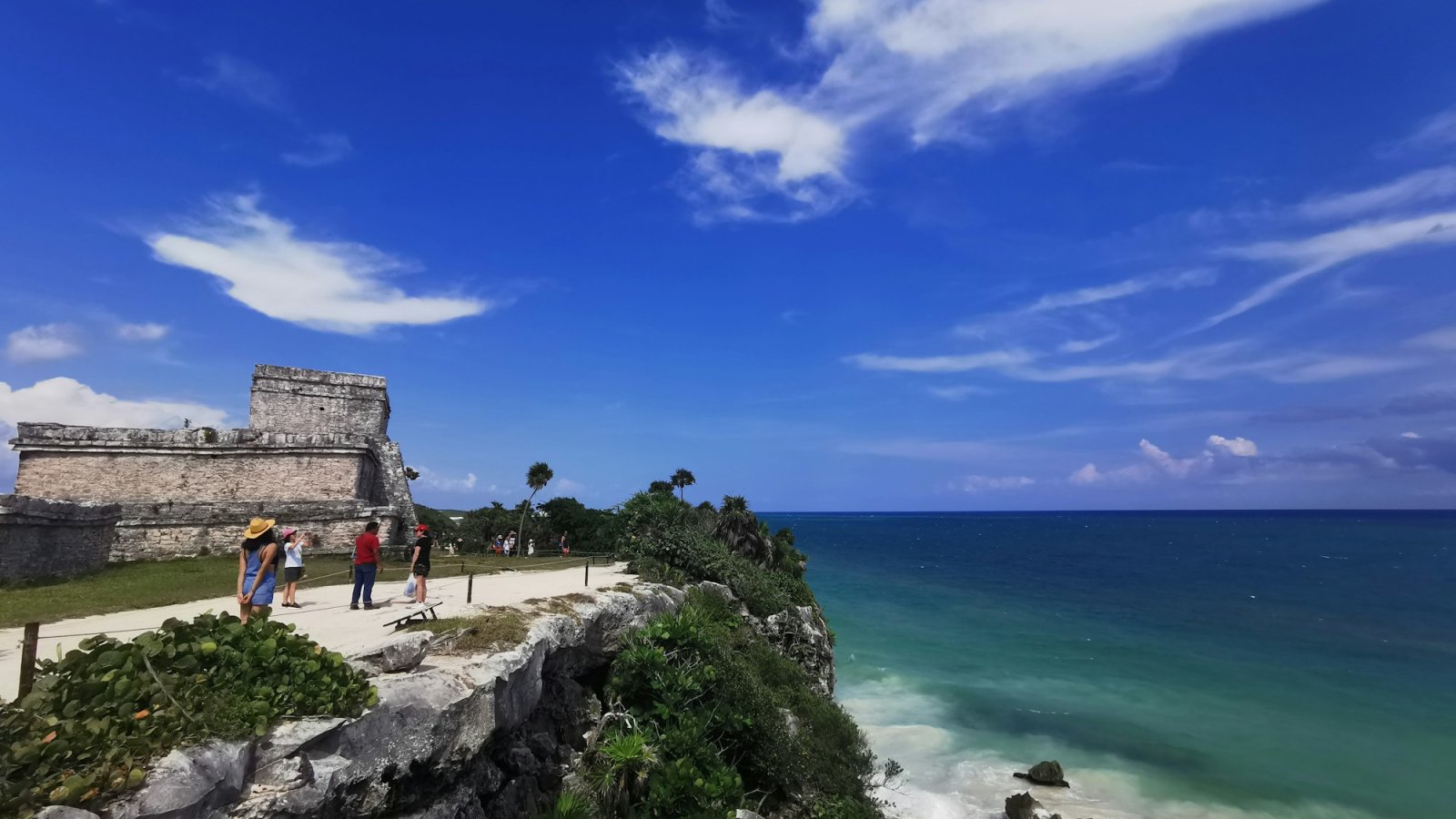 Ruinas de Tulum sobre el mar Caribe, México