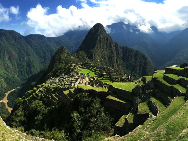 Ciudadela de Machu Picchu y el Huayna Picchu, Perú