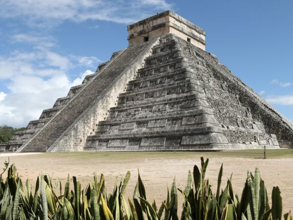 Pirámide de Kukulkán en Chichén Itzá, México