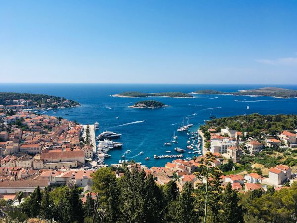 Puerto de Hvar y las islas Pakleni, Croacia
