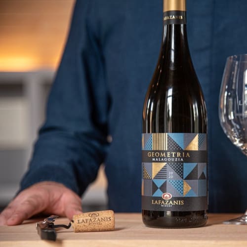 Wino Białe Wytrawne “GEOMETRIA” MALAGOUZIA 750ml