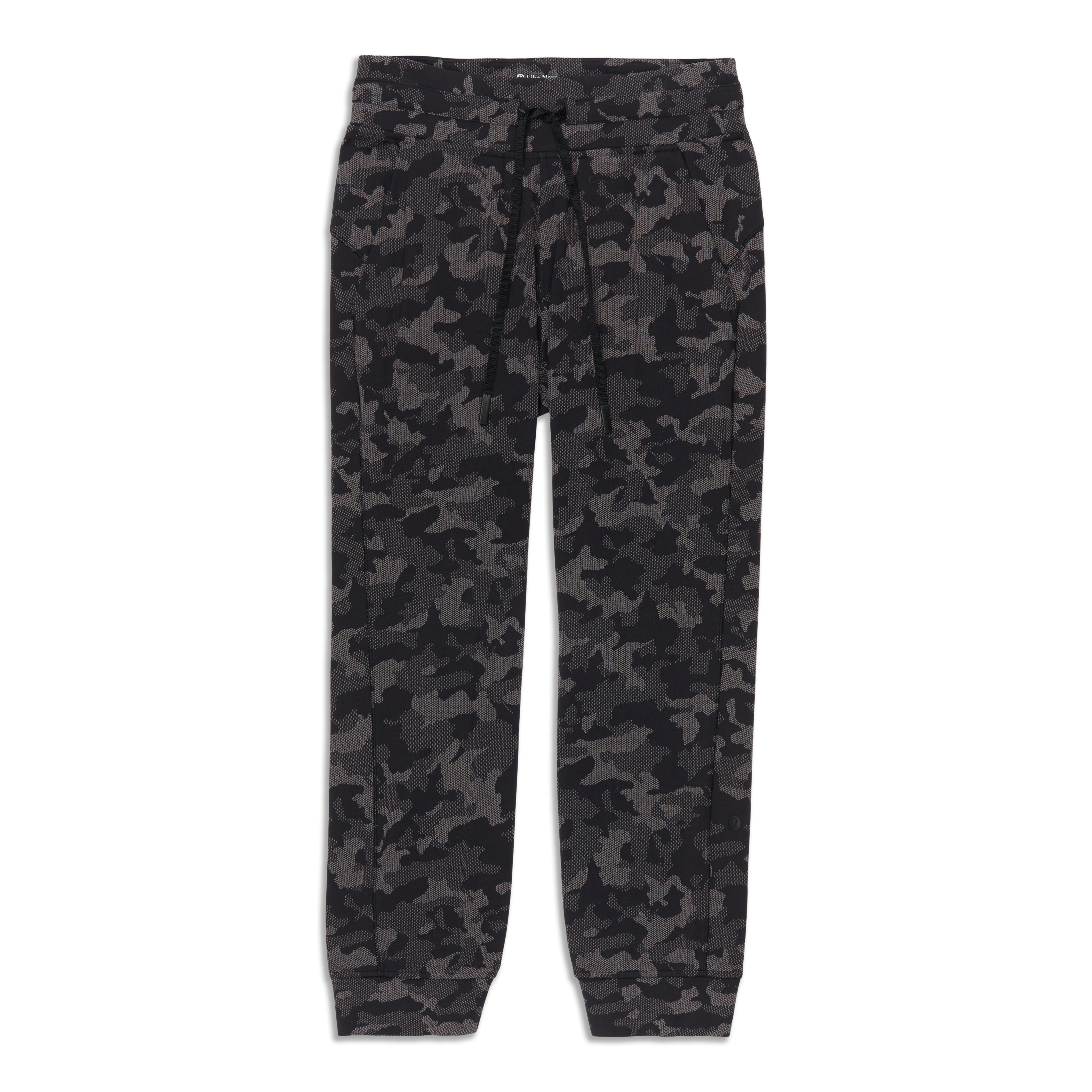Anyone have the Ready to Rulu ( RTR) jogger in black? Does it fade