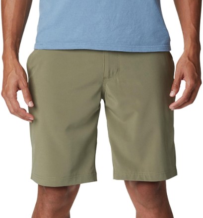Columbia hybrid trek shorts on sale