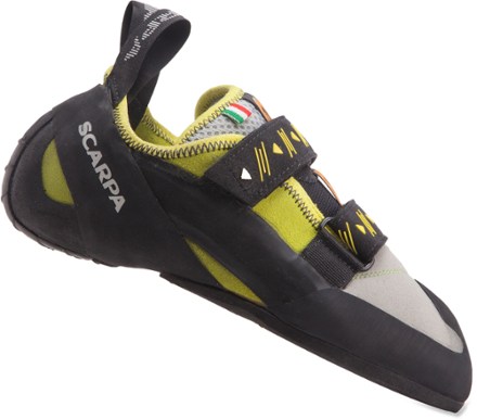 Moderate sales climbing shoes