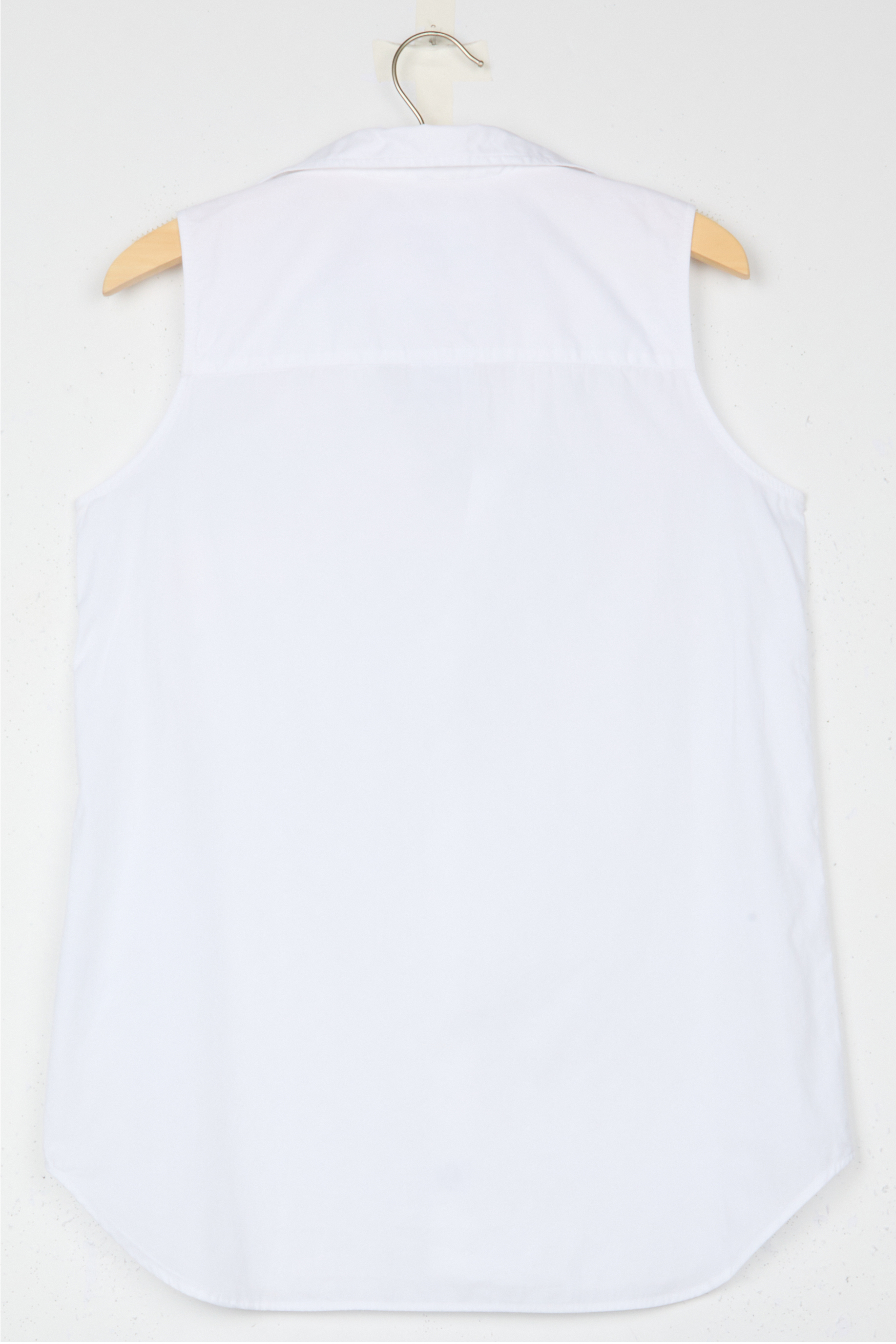 Finley, Sleeveless Layering Button-Up Shirt, White – ReLoved