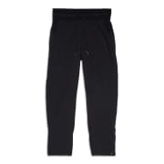 2]Lululemon On The Fly Jogger *Woven-Cassis Size 2, Women's Fashion,  Activewear on Carousell