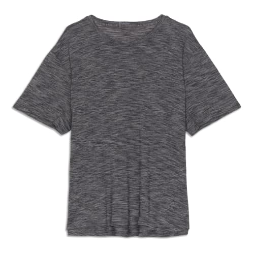 lululemon Fundamental T - Resale