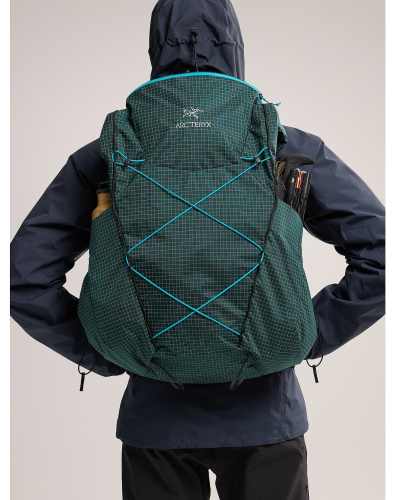 Used Blade 6 Backpack | Arc'teryx ReGEAR