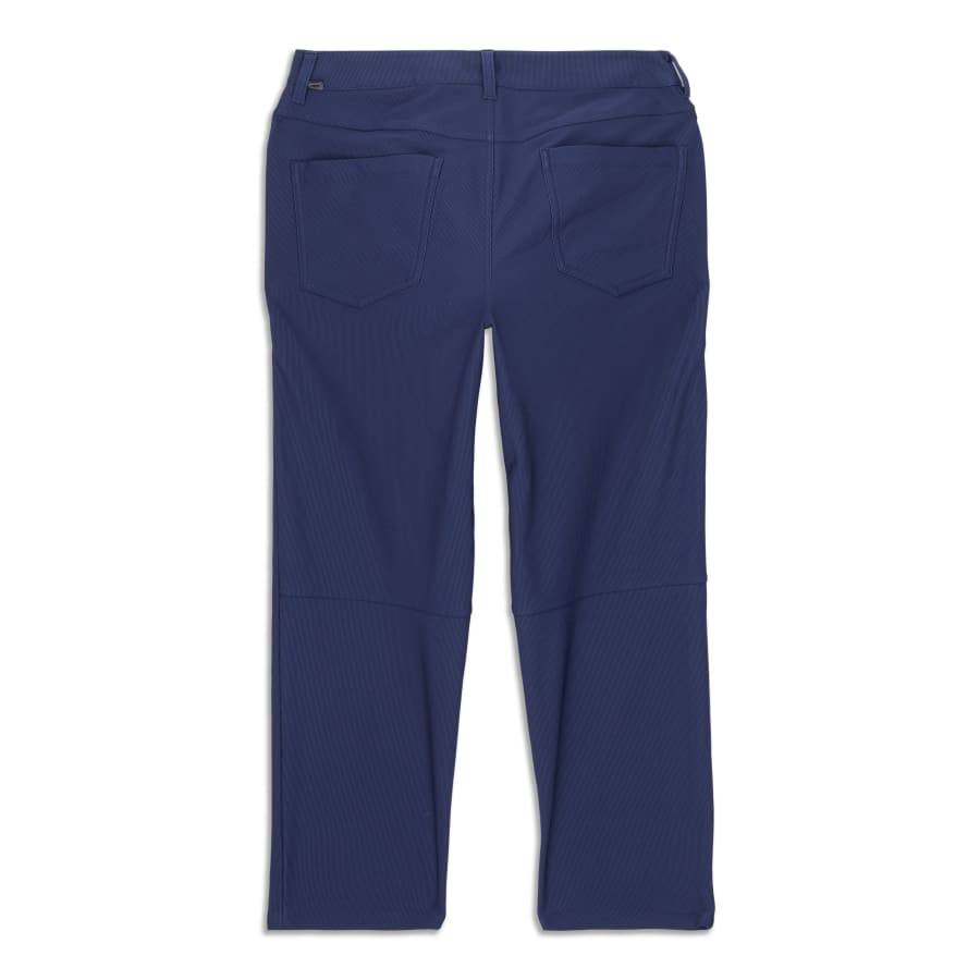 Relaxed Fit Belted Stretch Pant