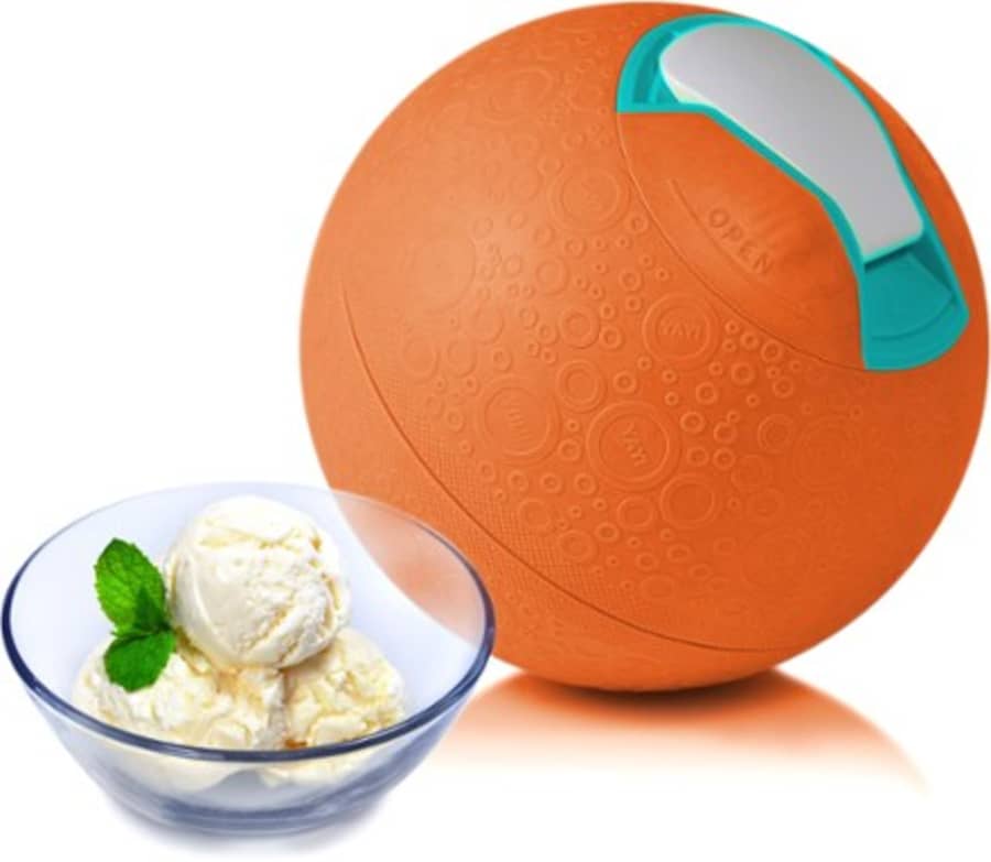 THE ORIGINAL PLAY and Freeze Ice Cream Maker Ball Camper's Dream