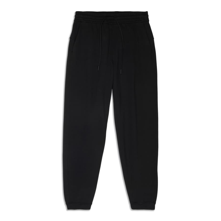 I was so happy the loungeful HR joggers *full length restocked in black. I  have them in a 4 and they fit perfectly. But this time I sized up to an 8