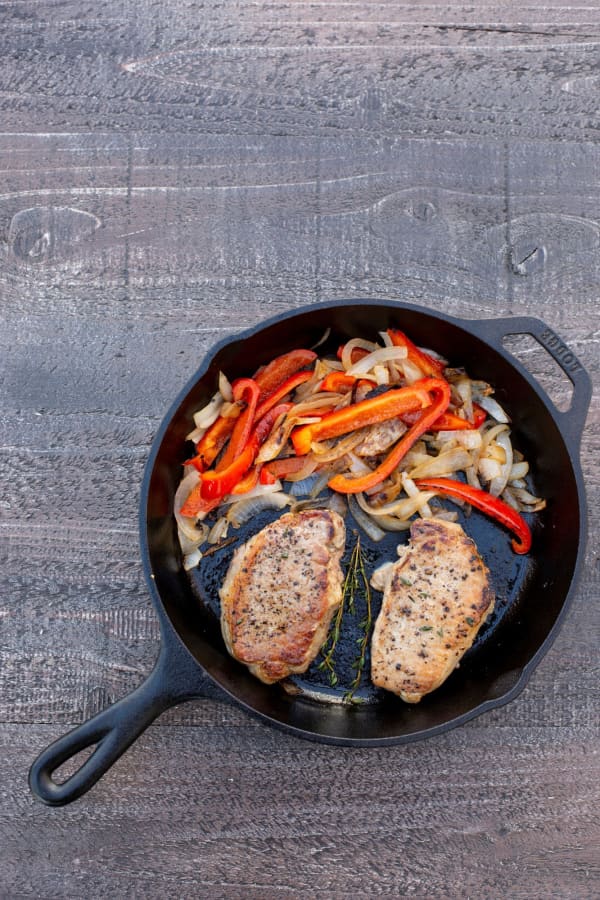 Chemistry of Cast Iron Seasoning: A Science-Based How-To