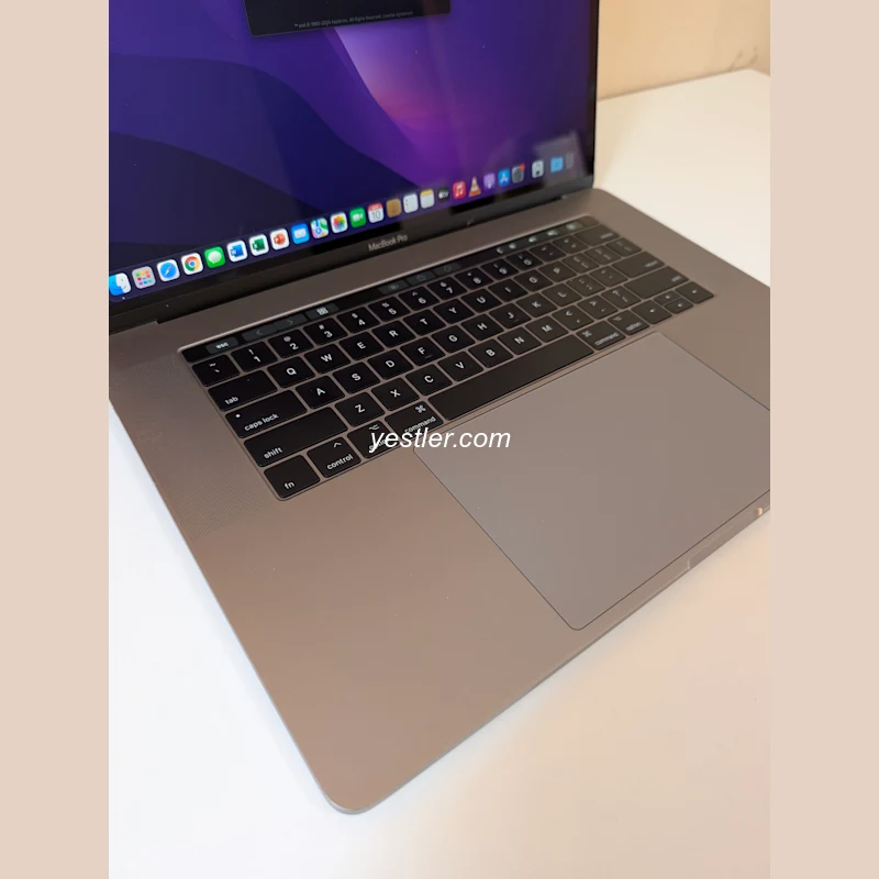 MacBook Pro 15 (2017) - Imagem 4