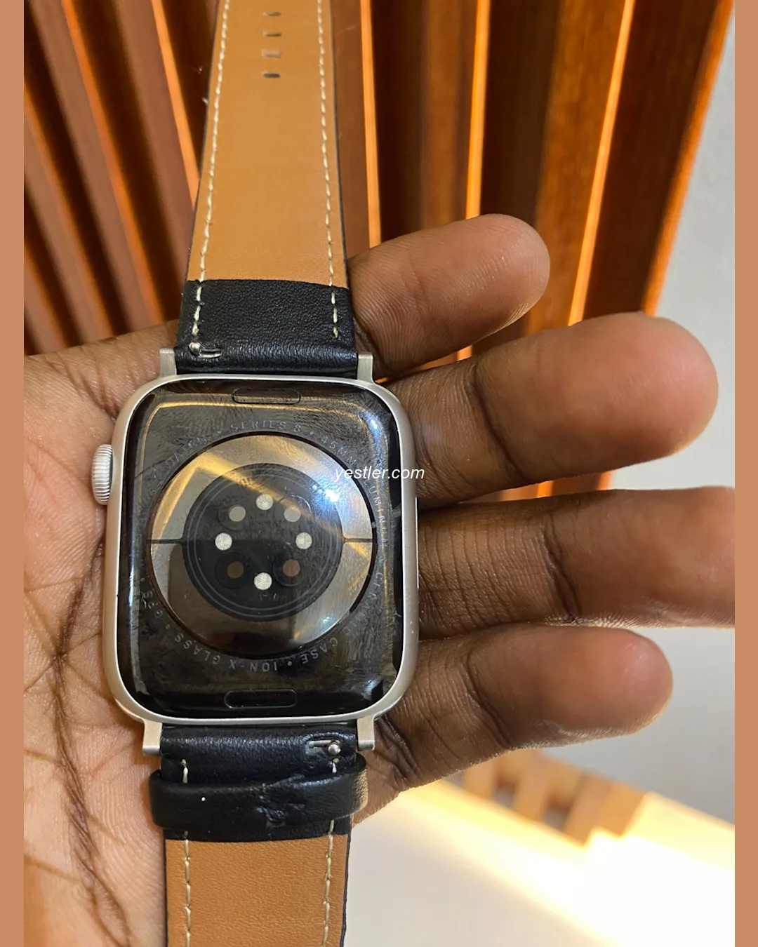 Apple Watch Series 8 - Imagem 2