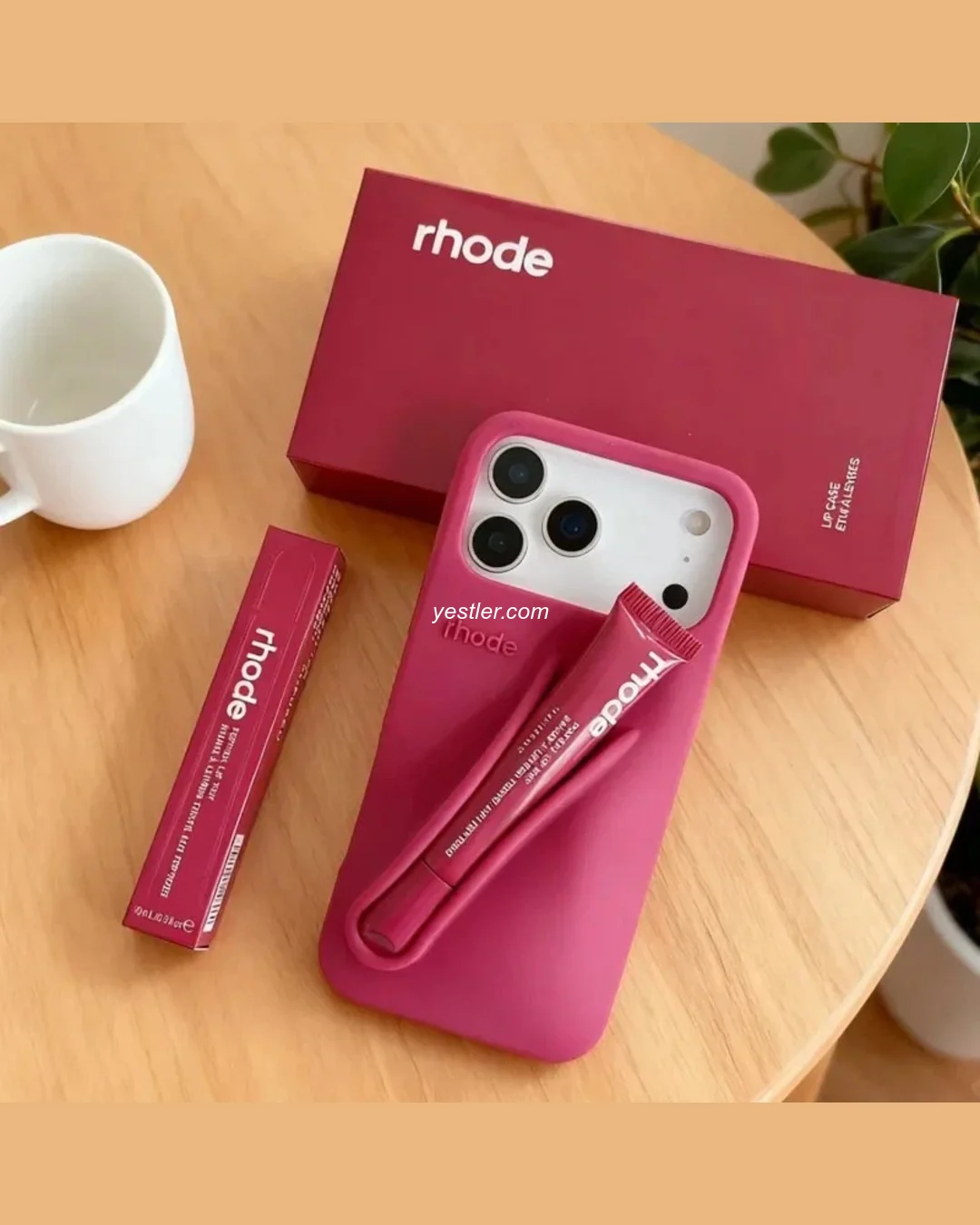 Rhode “Summer Lip Gloss” & 3D Silicone Case para iPhone - Imagem 1