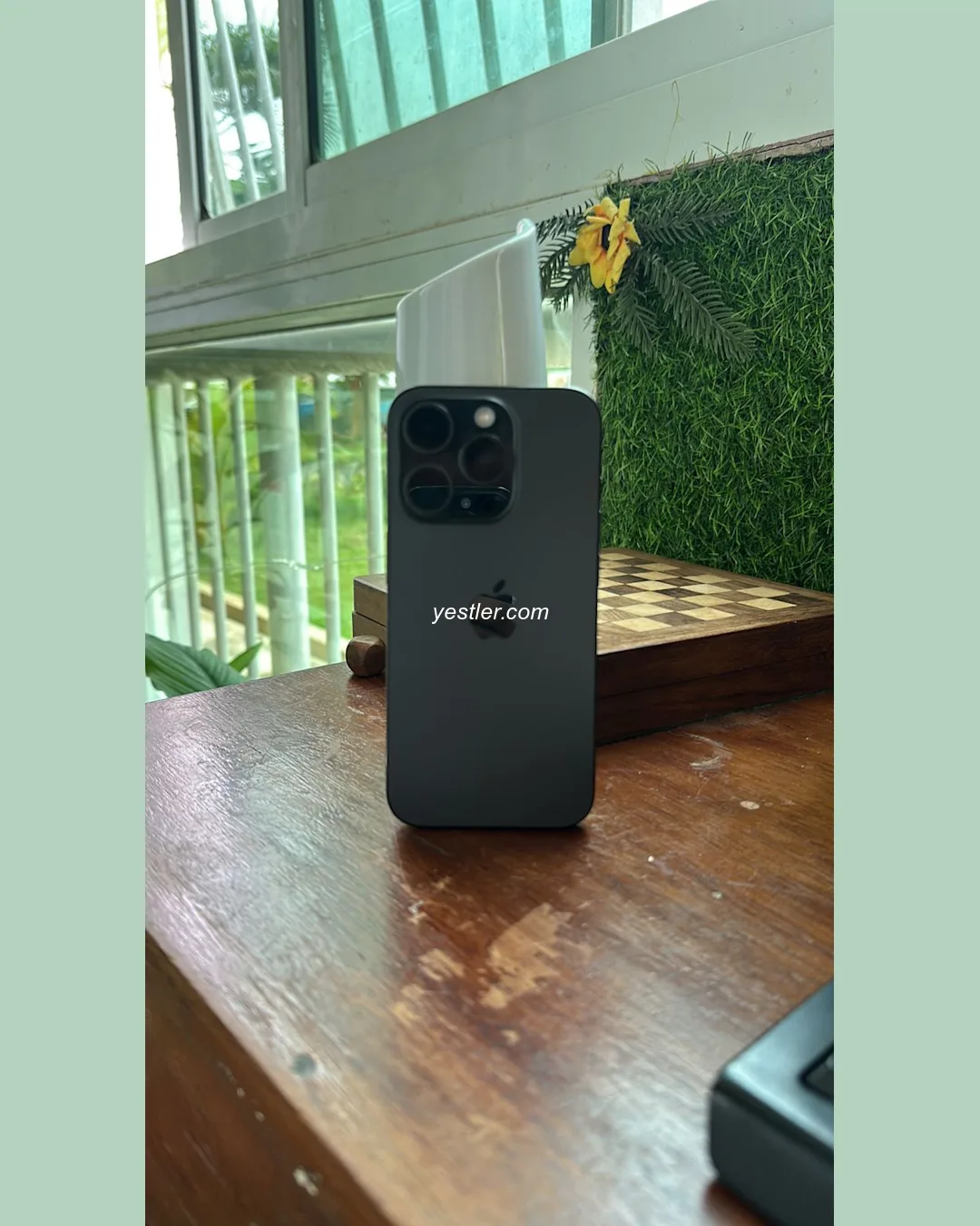 iPhone 15 Pro