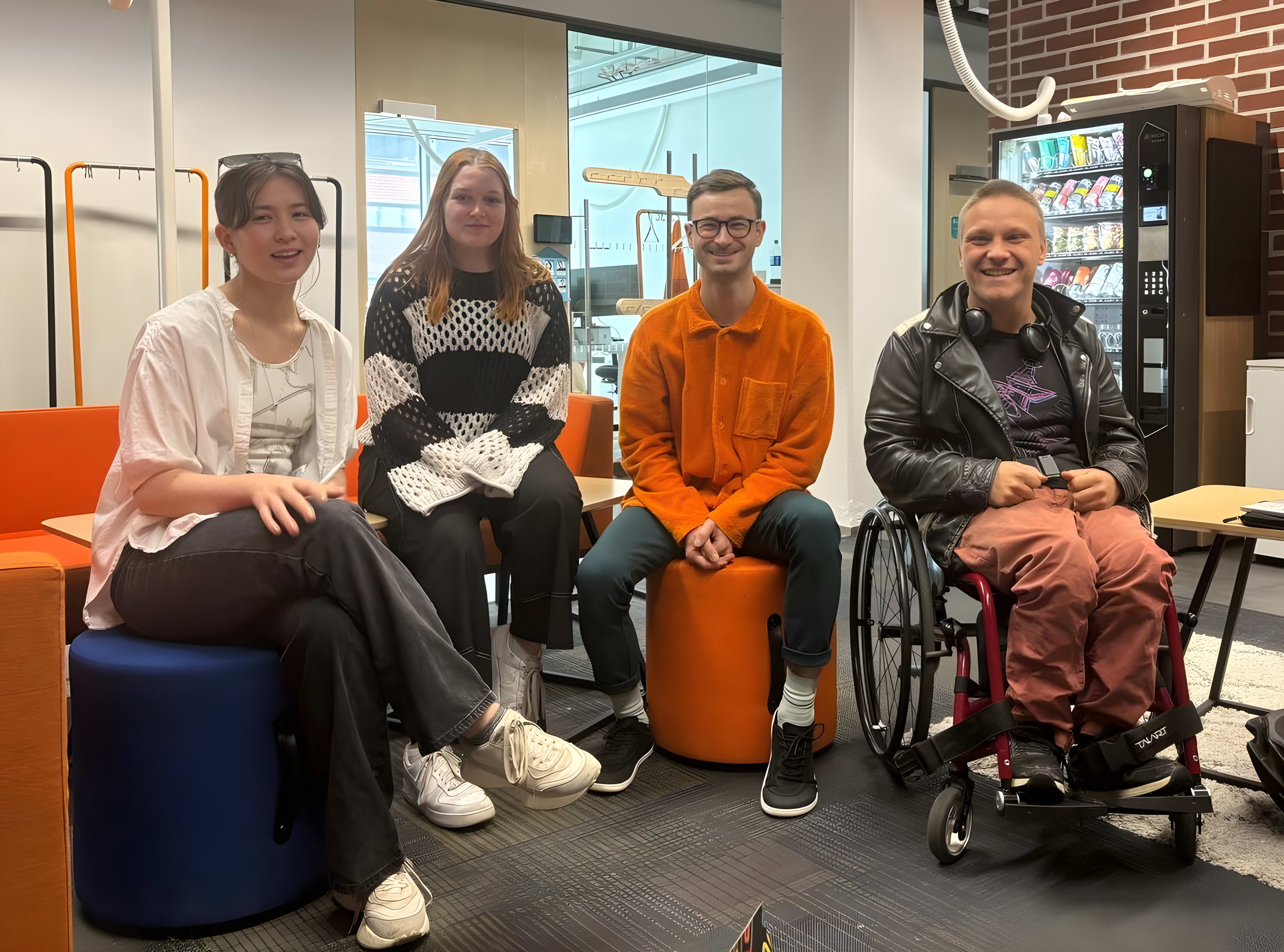 Photo of OmaOtos team.