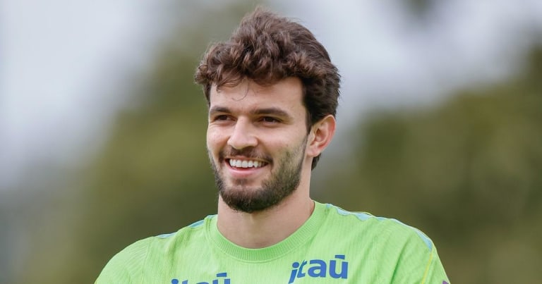 Ancelotti altera seleção brasileira e promessa do Cruzeiro ganha chance entre titulares