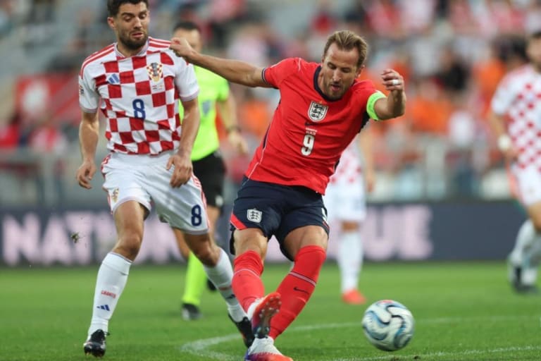 Inglaterra goleia Croácia por 7 a 0 e Espanha mantém liderança na Liga das Nações
