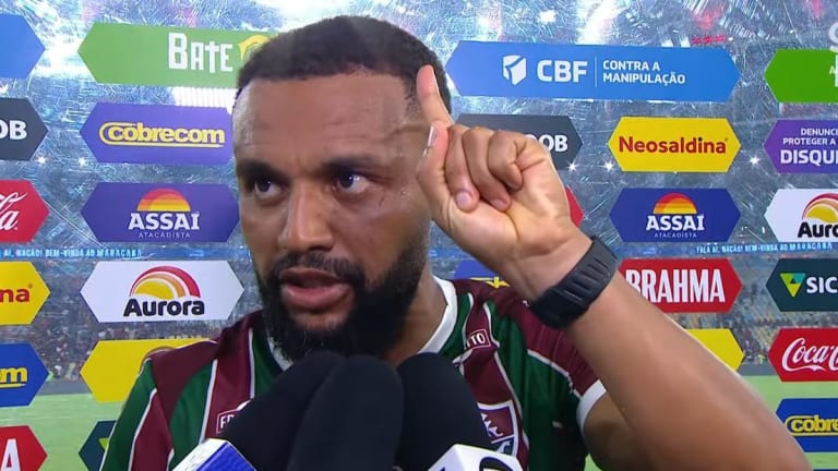 Capitão do Fluminense perde a paciência e reclama da arbitragem após derrota para o Flamengo