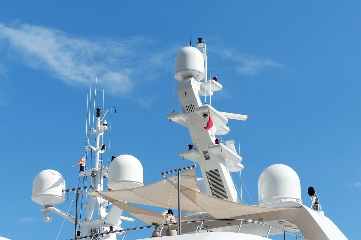 Radar antena untuk kapal dan bot