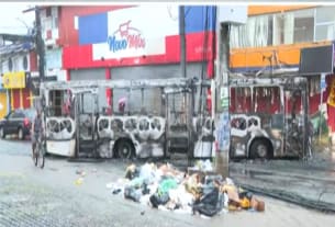 ônibus queimado