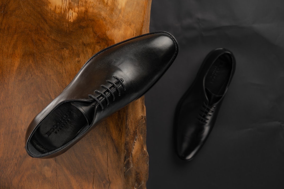 Derbies en cuir noir