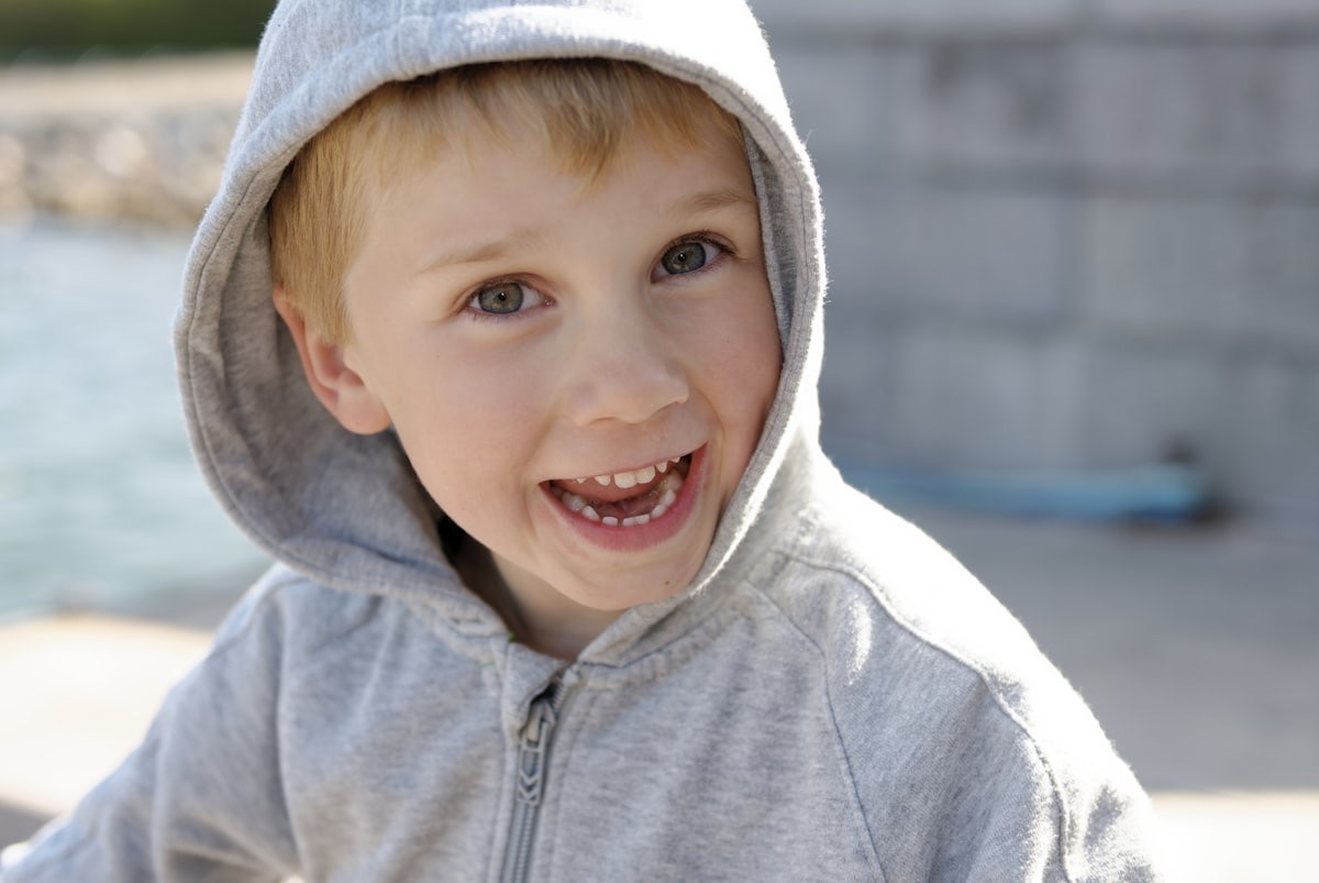 Sweat à capuche garçon