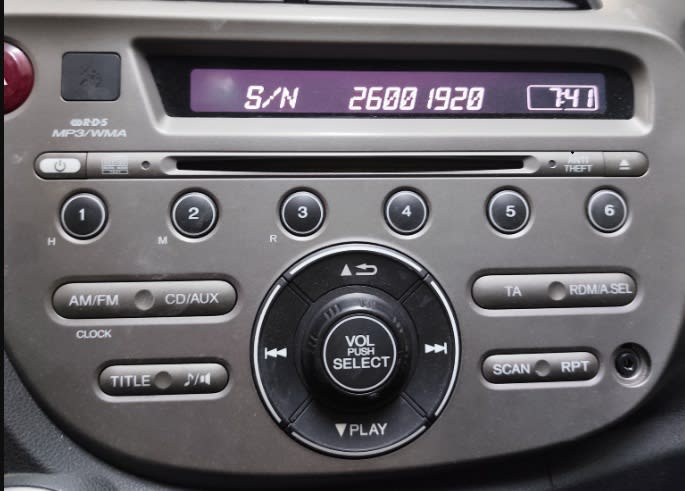 Honda Honda Jazz Orijinal Teyp Görseli