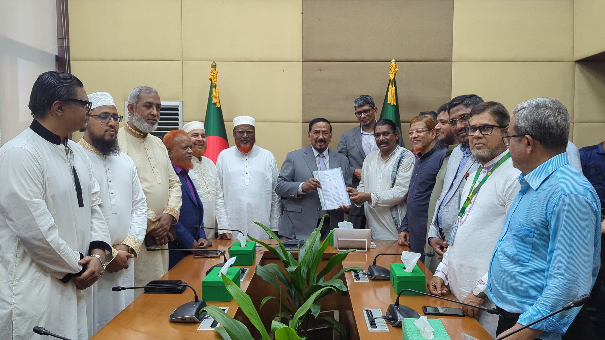 আন্তর্জাতিক গুম প্রতিরোধ দিবস উপলক্ষে জাতীয় সংসদ অভিমুখে পদযাত্রা ও স্পিকারের কাছে স্মারকলিপি প্রদান