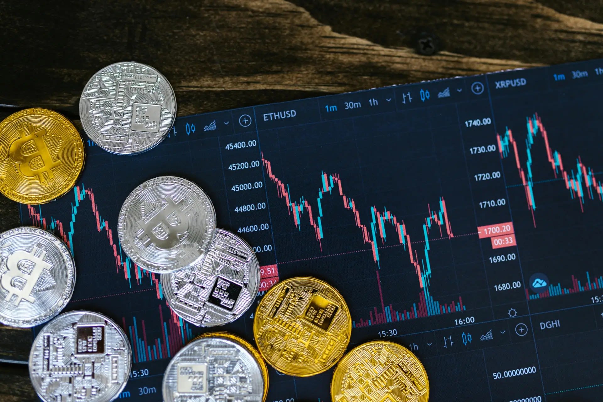 US Crypto Firms Still Face 'Debanking' Despite Pro-Industry White House