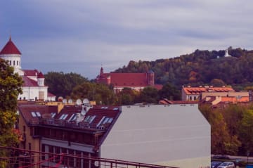 Lithuania Blocks Polymarket After Its Regulator Placed Sports Bets on the Site