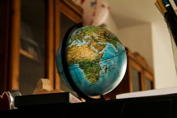 Mobile-Driven 'Micro-Betting' Trend Reshaping African Wagering Landscape