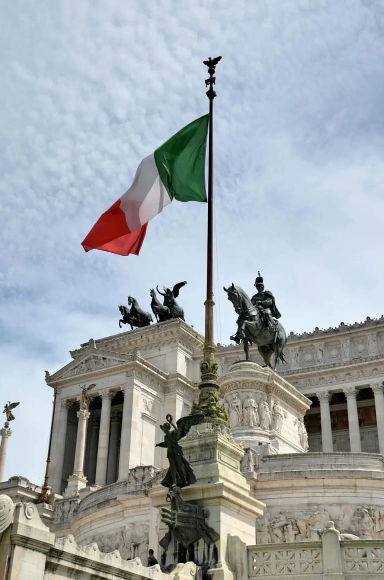 IGT Confident in Retaining Italy Lottery License After Technical, Economic Bids Opened