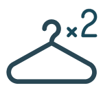 Dva samostatné šatníky