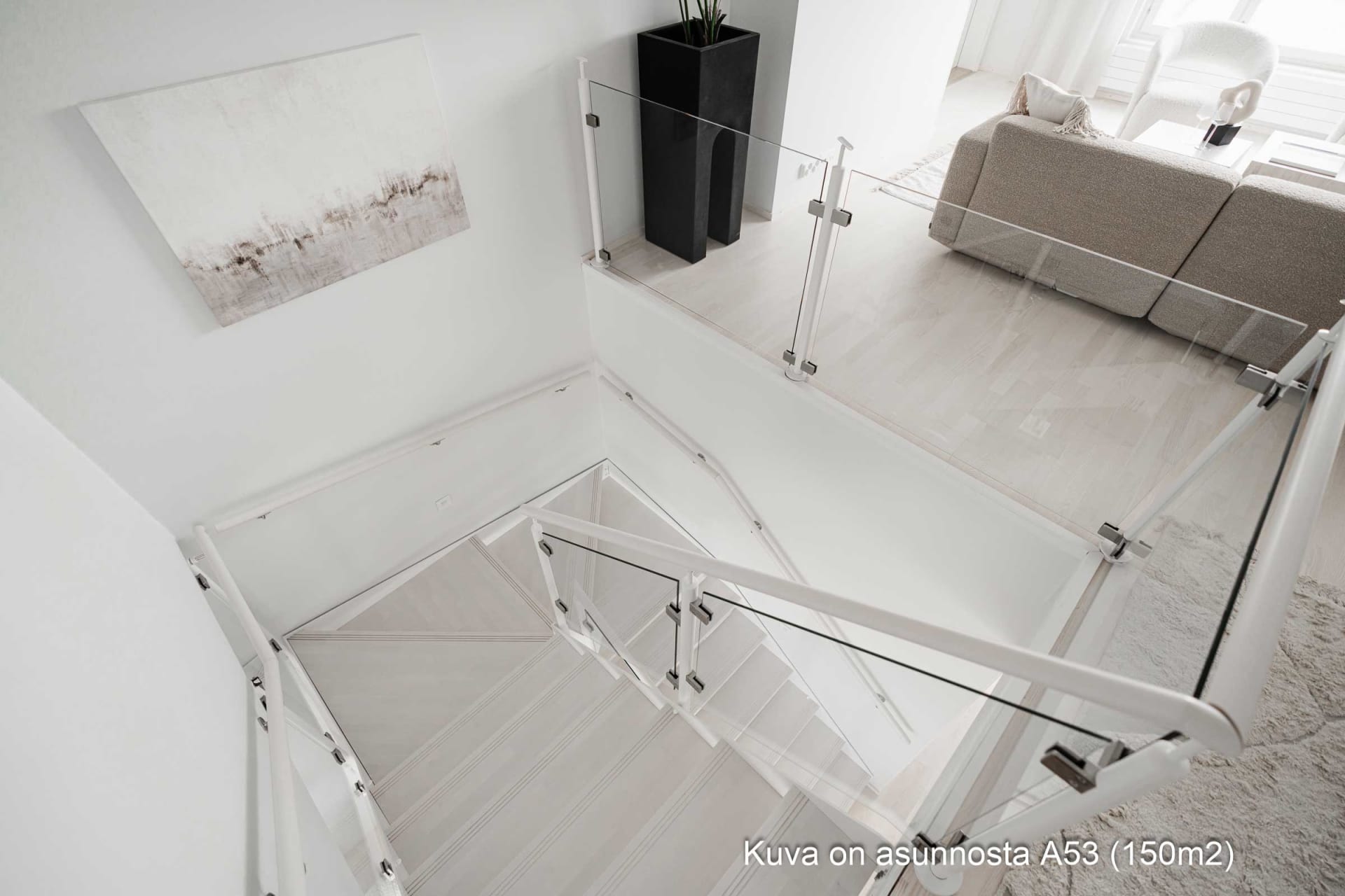 Myytävät asunnot Tampereen Tammelassa, Tammelan Stadionin naapurissa. Lähellä ovat Tammelan tori, Kalevan kirkko sekä ratikkareitti. 