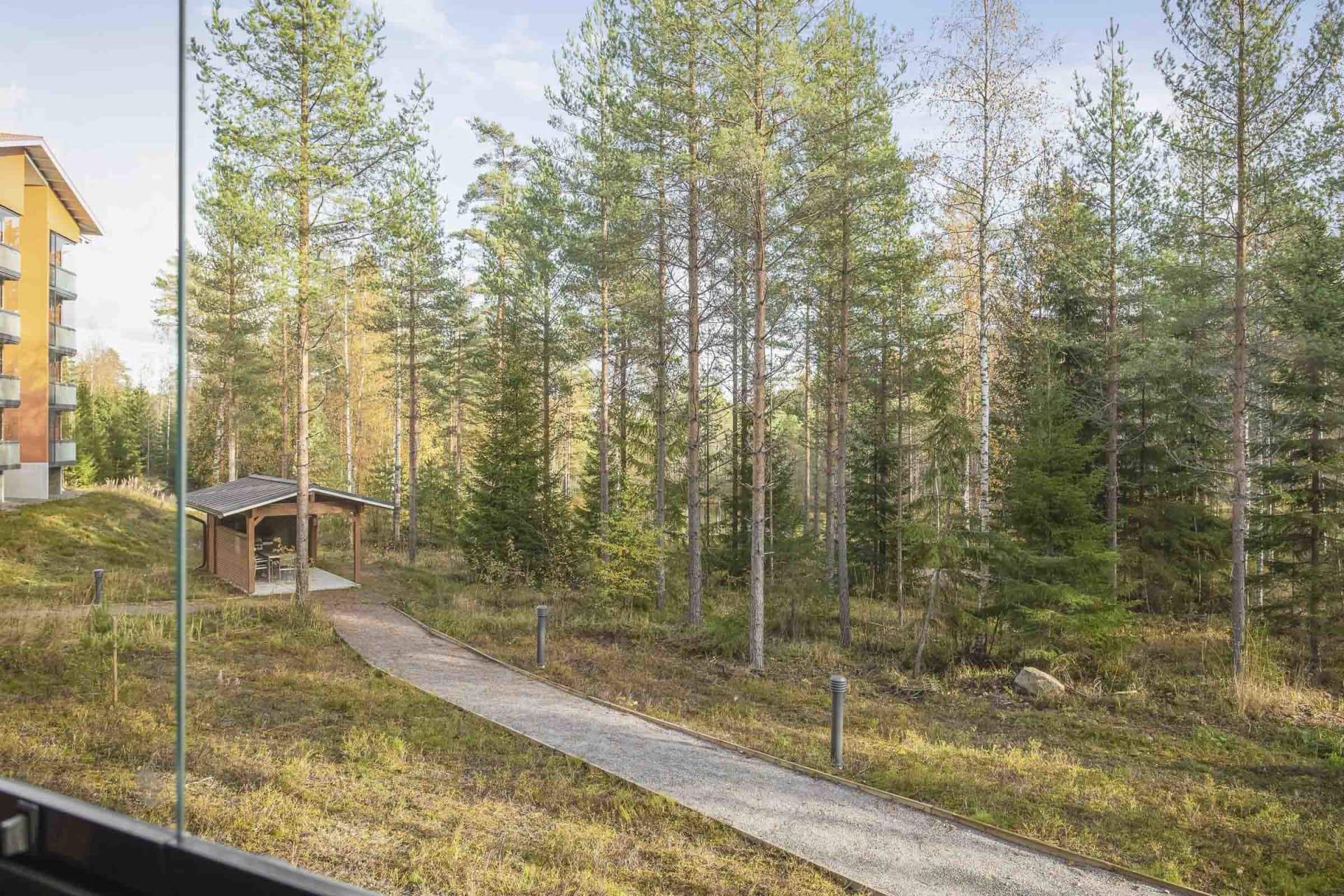 Myytävät asunnot Heinolan Vierumäellä. Tutustu Vierumäen myytäviin loma-asuntoihin. Nämä asunnot sopivat ykkös-, kakkos- ja lomakodeiksi. YIT Koti. Vierumäki myytävät loma-asunnot. 