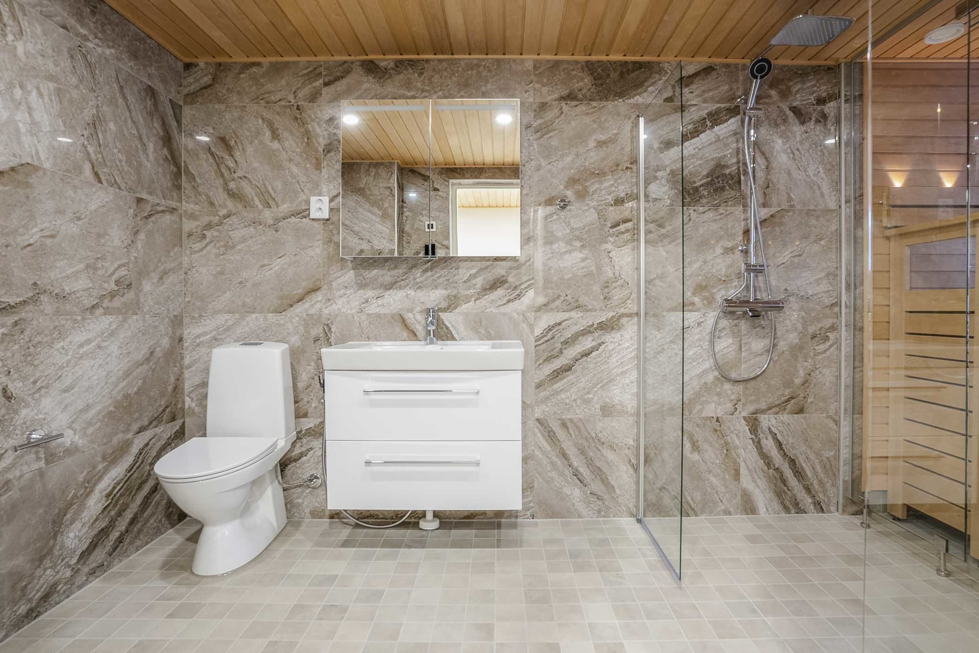 Myytävät asunnot Ranta-Tampellassa, Tampereen Itäviitta