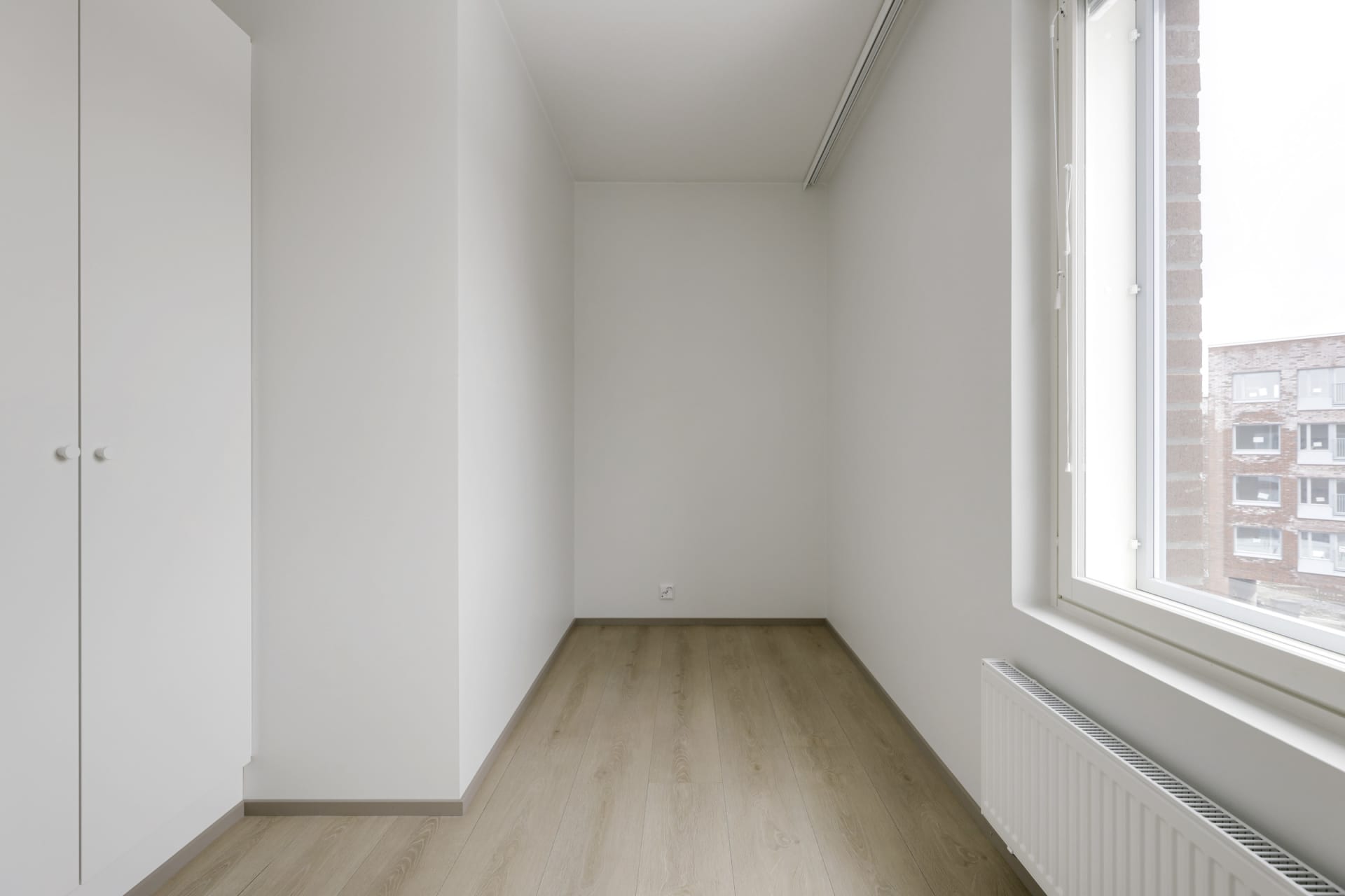 Myytävät asunnot Helsingin Kuninkaantammessa. Tutustu Kuninkaanmiekan myytäviin koteihin ja varaa omasi. Kuninkaantammi on kauniin vehreä alue Pohjois-Helsingissä. 