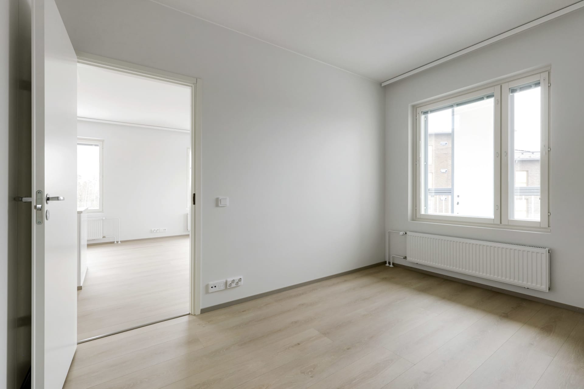 Myytävät asunnot Helsingin Kuninkaantammessa. Tutustu Kuninkaanmiekan myytäviin koteihin ja varaa omasi. Kuninkaantammi on kauniin vehreä alue Pohjois-Helsingissä. 