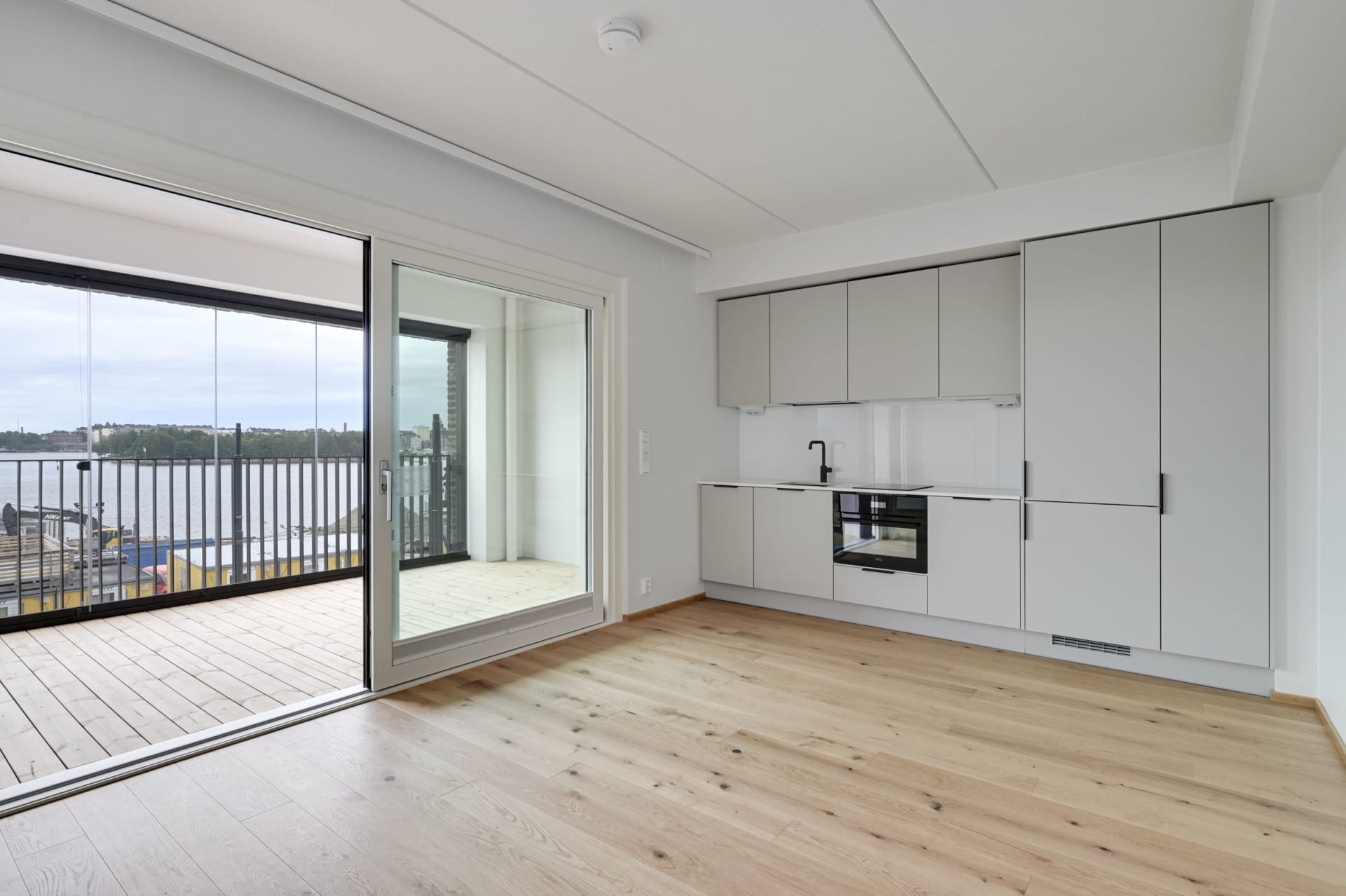 Myytävät asunnot Helsingin Sompasaaressa. Tutustu Nihdin Portin myytäviin koteihin. 