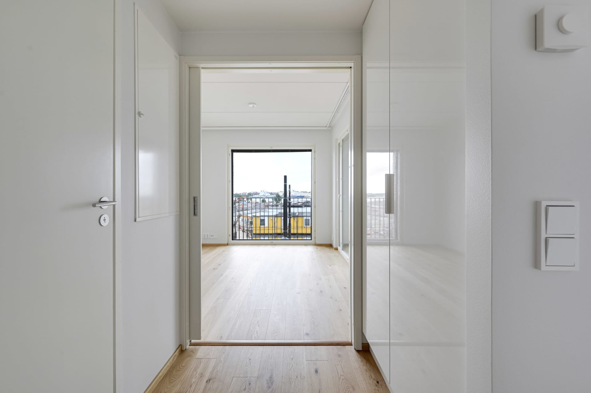 Myytävät asunnot Helsingin Sompasaaressa. Tutustu Nihdin Portin myytäviin koteihin. 