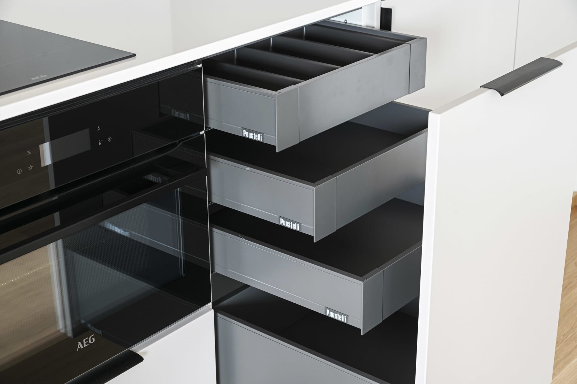 Myytävät asunnot Helsingin Sompasaaressa. Tutustu Nihdin Portin myytäviin koteihin. 