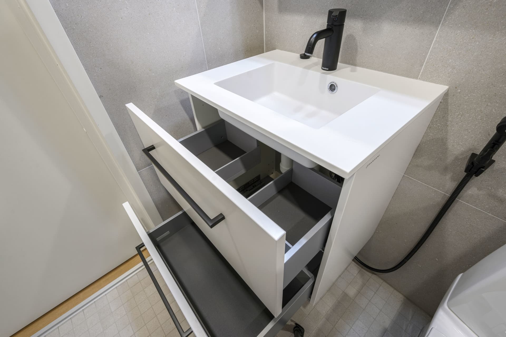 Myytävät asunnot Helsingin Sompasaaressa. Tutustu Nihdin Portin myytäviin koteihin. 