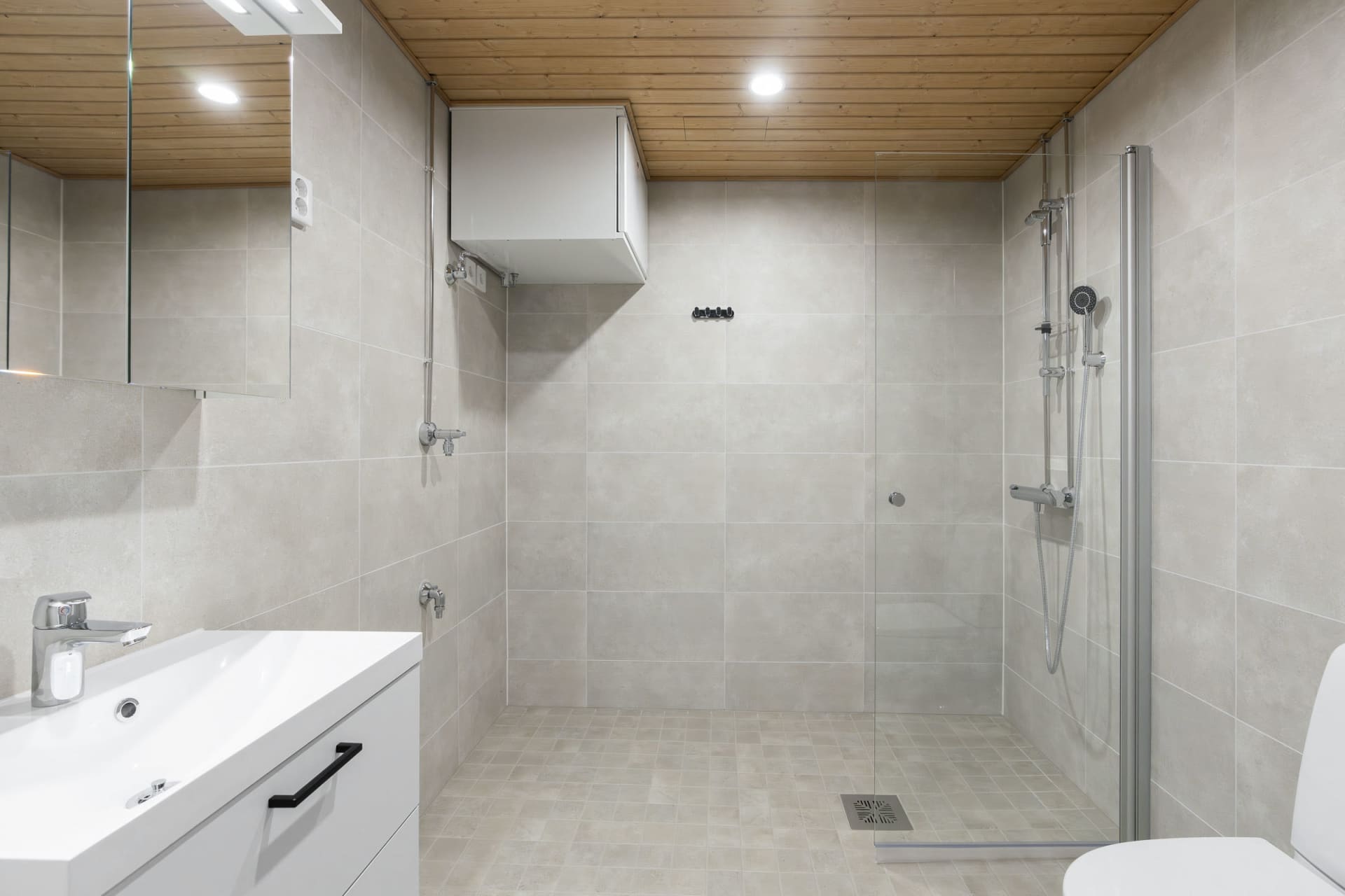 Myytävät asunnot Lahden Joutjärven rannalla